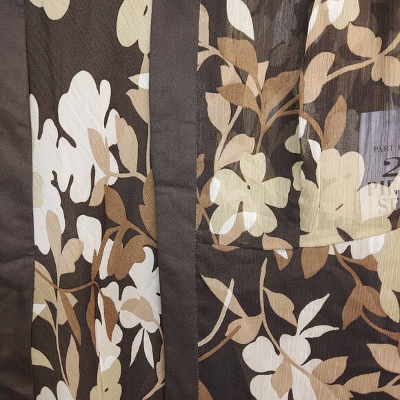 FLORAL TWO PIECE DRESS SET - SIZE 4P - STUDIO I - Picture 2 of 5